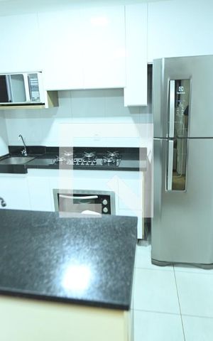 Apartamento à venda com 39m², 2 quartos e 1 vaga Apartamento à venda com 39m², 2 quartos e 1 vagaCozinha