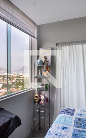 Casa de condomínio à venda com 520m², 4 quartos e 3 vagas Casa de condomínio à venda com 520m², 4 quartos e 3 vagasQuarto 2