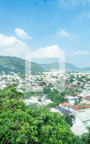 Casa de condomínio à venda com 520m², 4 quartos e 3 vagas Casa de condomínio à venda com 520m², 4 quartos e 3 vagasQuarto 2