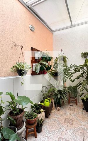 Apartamento à venda com 90m², 3 quartos e 2 vagas Apartamento à venda com 90m², 3 quartos e 2 vagasÁrea de Serviço