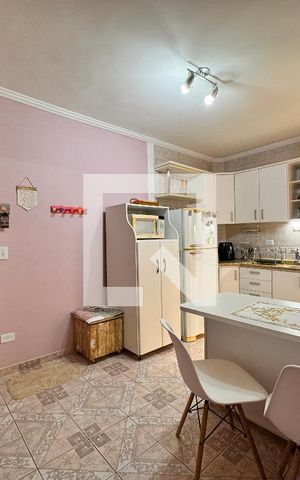 Apartamento à venda com 90m², 3 quartos e 2 vagas Apartamento à venda com 90m², 3 quartos e 2 vagasCozinha