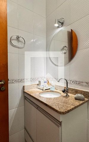 Apartamento à venda com 90m², 3 quartos e 2 vagas Apartamento à venda com 90m², 3 quartos e 2 vagasBanheiro