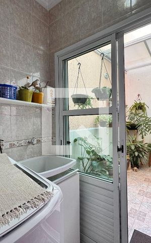 Apartamento à venda com 90m², 3 quartos e 2 vagas Apartamento à venda com 90m², 3 quartos e 2 vagasLavanderia
