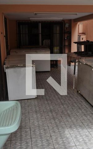 Casa à venda com 340m², 6 quartos e sem vagaÁrea de Serviço