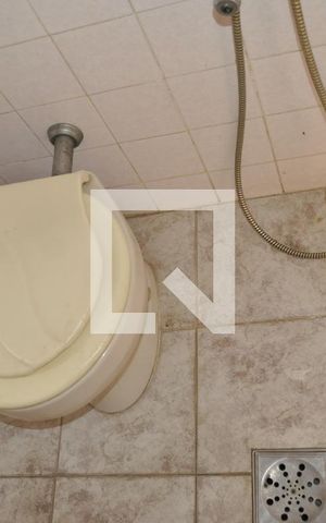 Casa à venda com 340m², 6 quartos e sem vagaBanheiro de Serviço