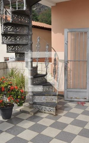 Casa à venda com 340m², 6 quartos e sem vagaÁrea Externa