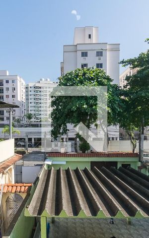 Casa à venda com 390m², 3 quartos e 4 vagas Casa à venda com 390m², 3 quartos e 4 vagasVista do Quarto 2