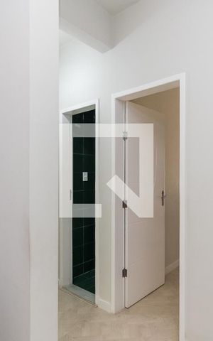 Casa à venda com 390m², 3 quartos e 4 vagas Casa à venda com 390m², 3 quartos e 4 vagasHall do 2º andar