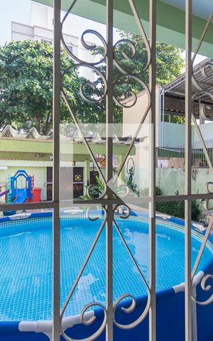 Casa à venda com 390m², 3 quartos e 4 vagas Casa à venda com 390m², 3 quartos e 4 vagasVista da Sala