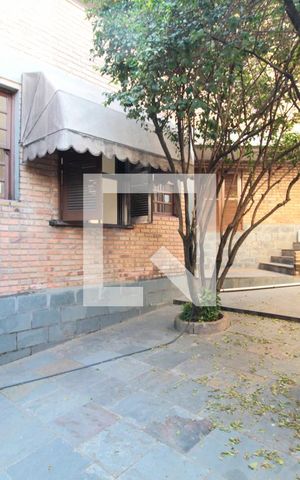 Casa à venda com 315m², 5 quartos e 3 vagasÁrea Externa