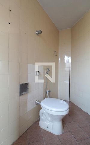 Casa à venda com 315m², 5 quartos e 3 vagasBanheiro Social