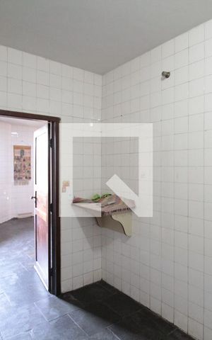 Casa à venda com 315m², 5 quartos e 3 vagasArea de Serviço