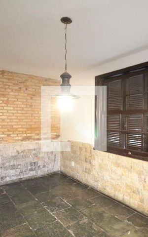 Casa à venda com 315m², 5 quartos e 3 vagasSala de Estar