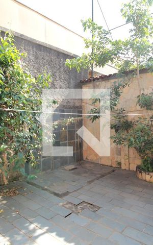 Casa à venda com 315m², 5 quartos e 3 vagasÁrea Externa