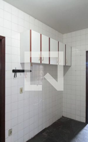 Casa à venda com 315m², 5 quartos e 3 vagasArea de Serviço