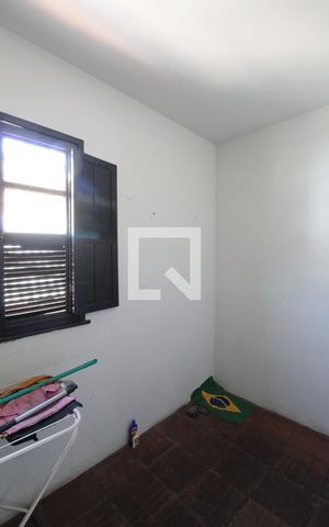 Casa à venda com 315m², 5 quartos e 3 vagasQuarto de Serviço