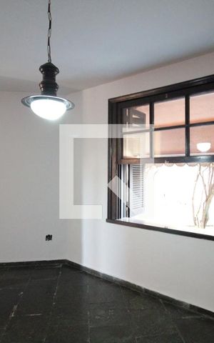 Casa à venda com 315m², 5 quartos e 3 vagasSala de Jantar