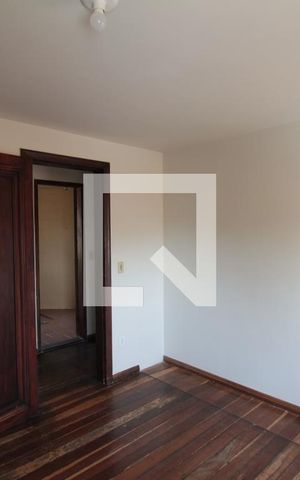 Casa à venda com 315m², 5 quartos e 3 vagasQuarto 3
