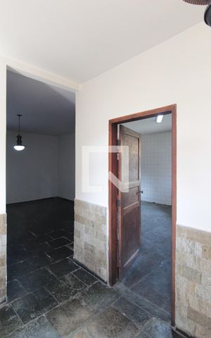 Casa à venda com 315m², 5 quartos e 3 vagasHall da Cozinha