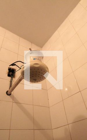 Casa à venda com 315m², 5 quartos e 3 vagasBanheiro de Serviço