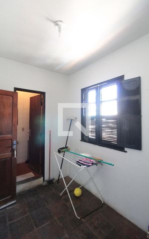 Casa à venda com 315m², 5 quartos e 3 vagasQuarto de Serviço