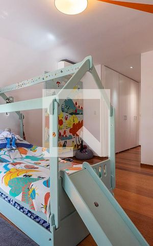 Casa à venda com 468m², 5 quartos e 4 vagasSuíte 3