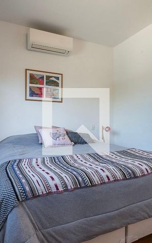 Casa à venda com 468m², 5 quartos e 4 vagasSuíte 2