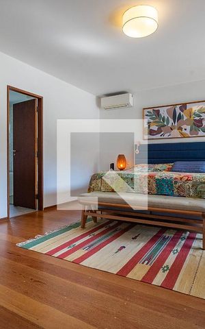 Casa à venda com 468m², 5 quartos e 4 vagasSuíte 1