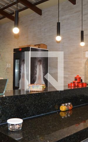 Casa de condomínio à venda com 160m², 3 quartos e 4 vagasÁrea gourmet