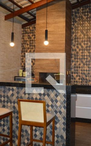 Casa de condomínio à venda com 160m², 3 quartos e 4 vagasÁrea gourmet