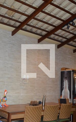 Casa de condomínio à venda com 160m², 3 quartos e 4 vagasÁrea gourmet