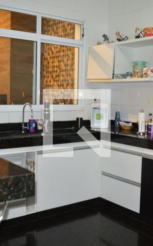 Casa de condomínio à venda com 160m², 3 quartos e 4 vagasCozinha