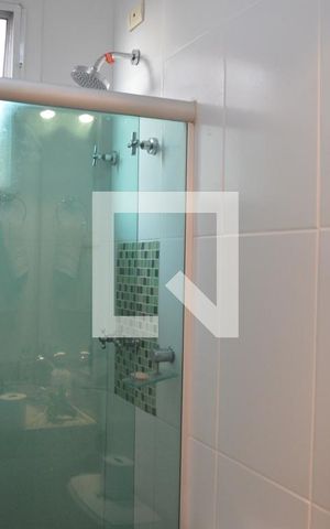 Casa de condomínio à venda com 160m², 3 quartos e 4 vagasBanheiro Social