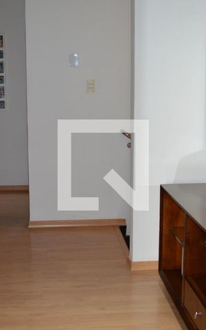 Casa de condomínio à venda com 160m², 3 quartos e 4 vagasCorredor