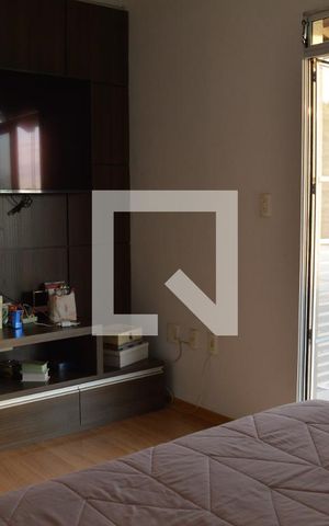 Casa de condomínio à venda com 160m², 3 quartos e 4 vagasSuíte