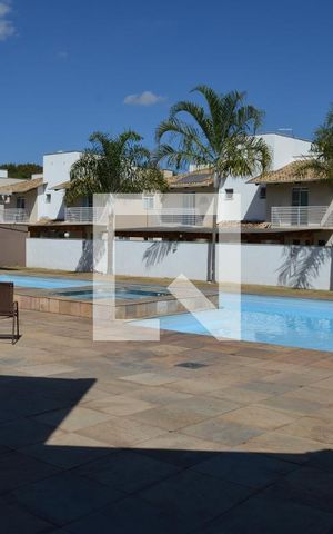 Casa de condomínio à venda com 160m², 3 quartos e 4 vagasÁrea comum - Piscina