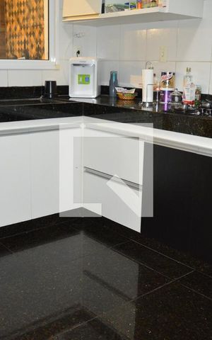 Casa de condomínio à venda com 160m², 3 quartos e 4 vagasCozinha