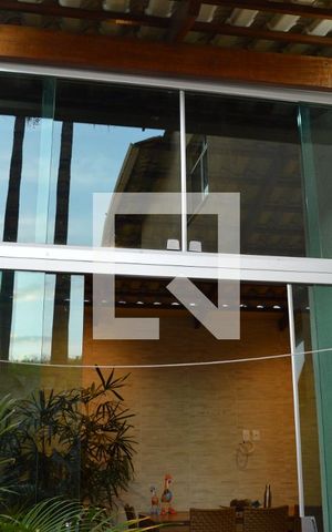 Casa de condomínio à venda com 160m², 3 quartos e 4 vagasÁrea gourmet