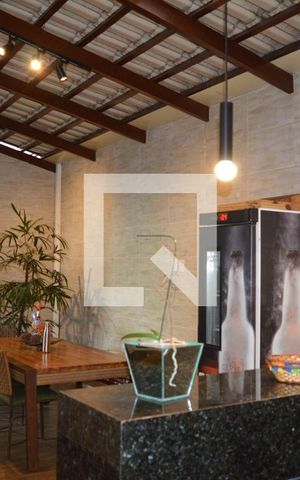 Casa de condomínio à venda com 160m², 3 quartos e 4 vagasÁrea gourmet