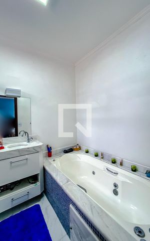 Casa à venda com 70m², 2 quartos e 2 vagasBanheiro da Suíte