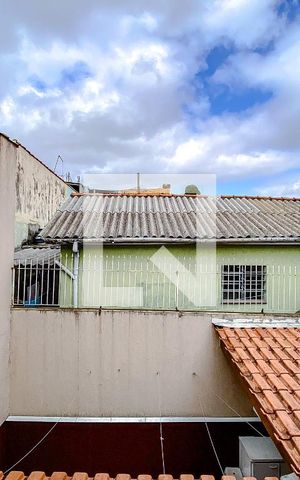 Casa à venda com 70m², 2 quartos e 2 vagasVista da Suíte 2
