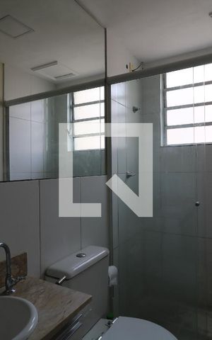 Apartamento para alugar com 47m², 2 quartos e 1 vagaBanheiro 