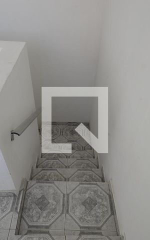 Casa à venda com 430m², 8 quartos e 5 vagasEscada