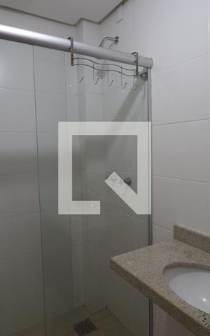 Casa de condomínio à venda com 151m², 3 quartos e 2 vagasBanheiro