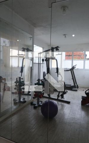 Casa de condomínio à venda com 151m², 3 quartos e 2 vagasAcademia