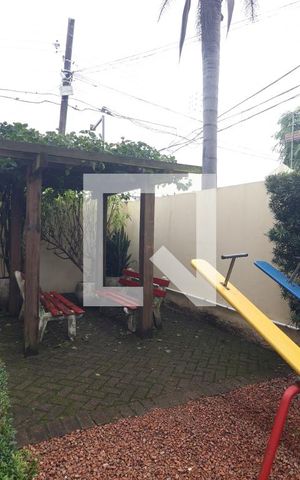 Casa de condomínio à venda com 151m², 3 quartos e 2 vagasÁrea comum - Playground