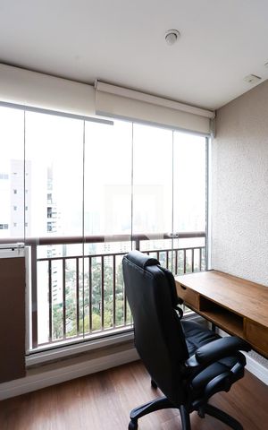 Apartamento à venda com 56m², 2 quartos e 1 vaga Apartamento à venda com 56m², 2 quartos e 1 vagaVaranda