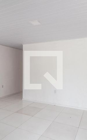 Casa à venda com 92m², 3 quartos e 1 vaga Casa à venda com 92m², 3 quartos e 1 vagaSala