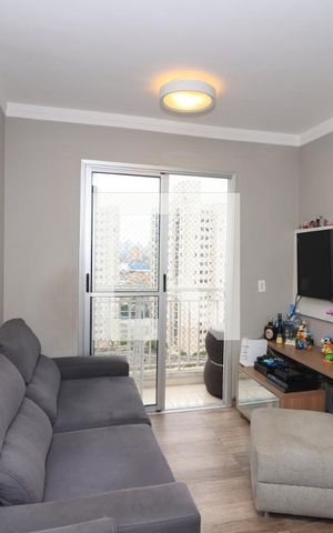 Apartamento à venda com 52m², 2 quartos e 1 vagaSala de TV