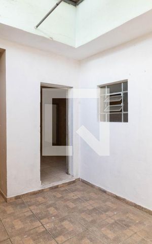 Casa para alugar com 239m², 4 quartos e 1 vagaQuintal